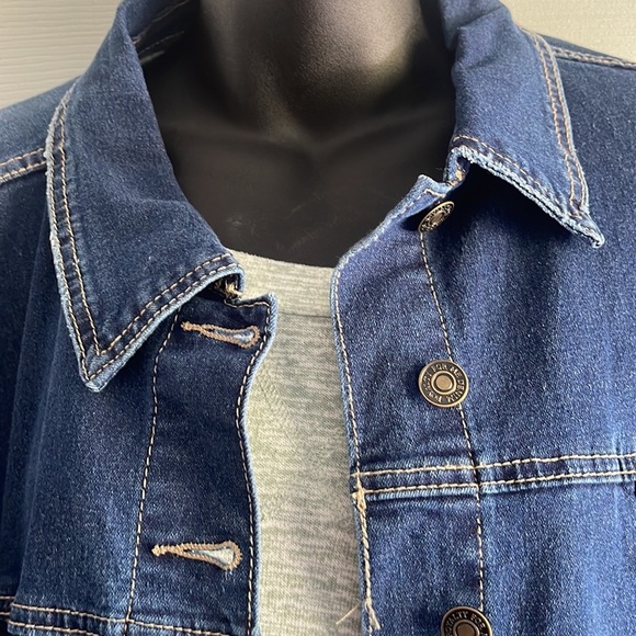 NWT Royalty for Me denim jacket 1X - Picture 3 of 7
